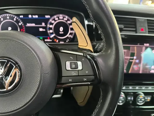 Volkswagen Golf R