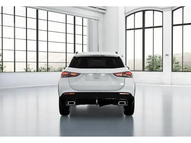 Mercedes-Benz GLA 200