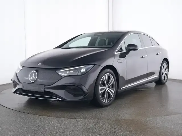 Mercedes-Benz EQE 300