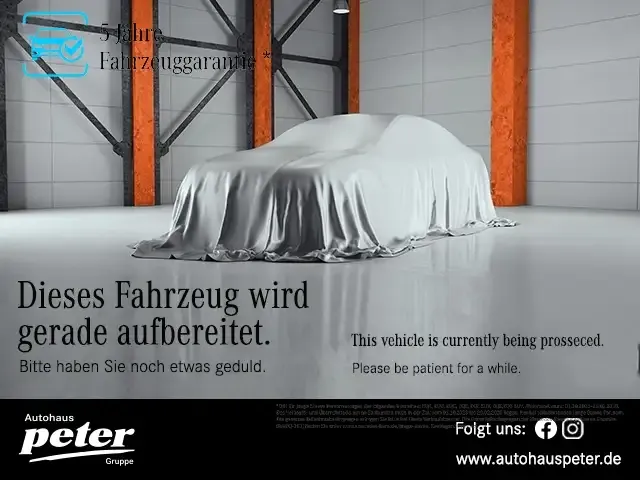 Mercedes-Benz EQE 300