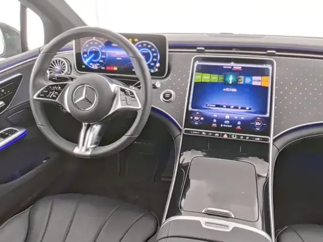 Mercedes-Benz EQE 300