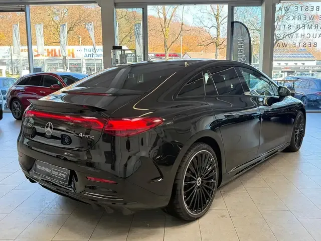 Mercedes-Benz EQE 350