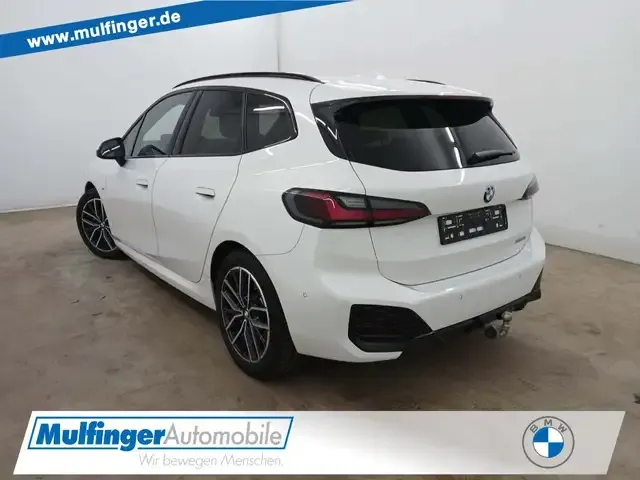 BMW 220
