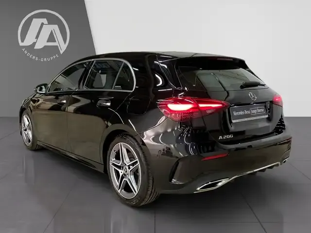 Mercedes-Benz A 200