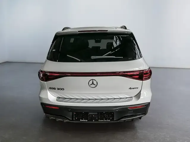 Mercedes-Benz EQB 300