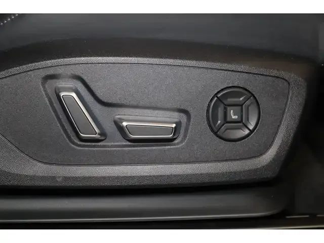 Audi SQ6