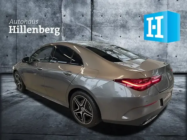 Mercedes-Benz CLA 200