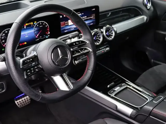 Mercedes-Benz GLB 200