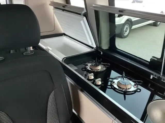 Mercedes-Benz Marco Polo