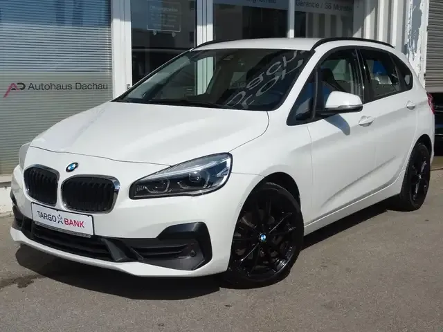 BMW 218