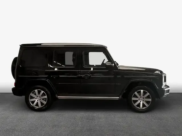 Mercedes-Benz G 500