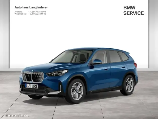 BMW iX1