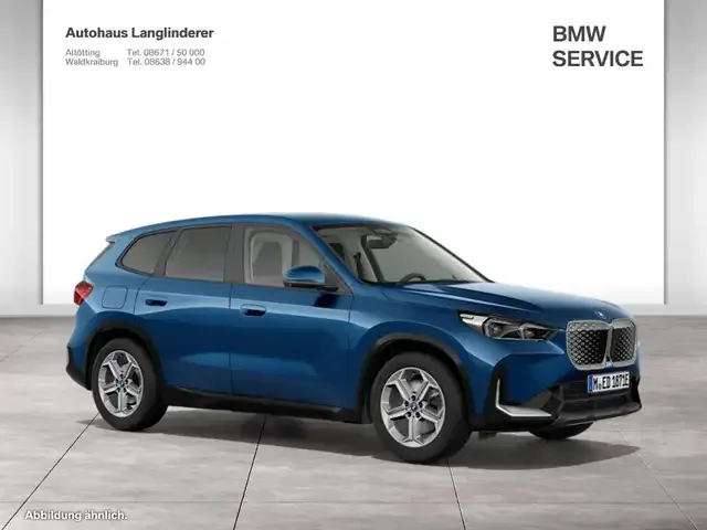 BMW iX1