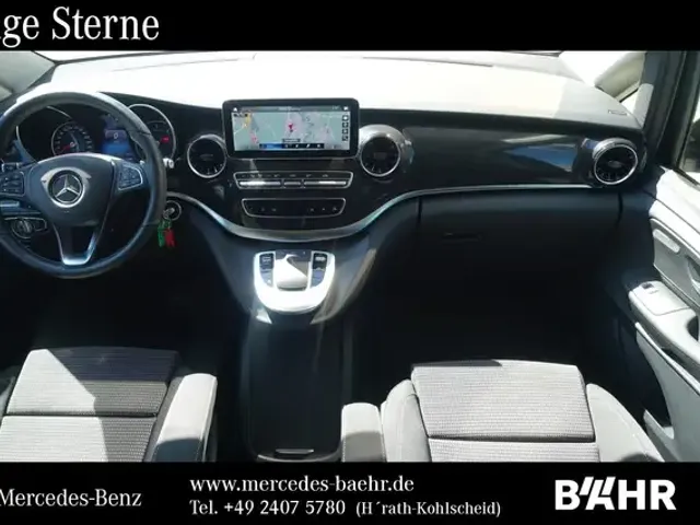 Mercedes-Benz V 250