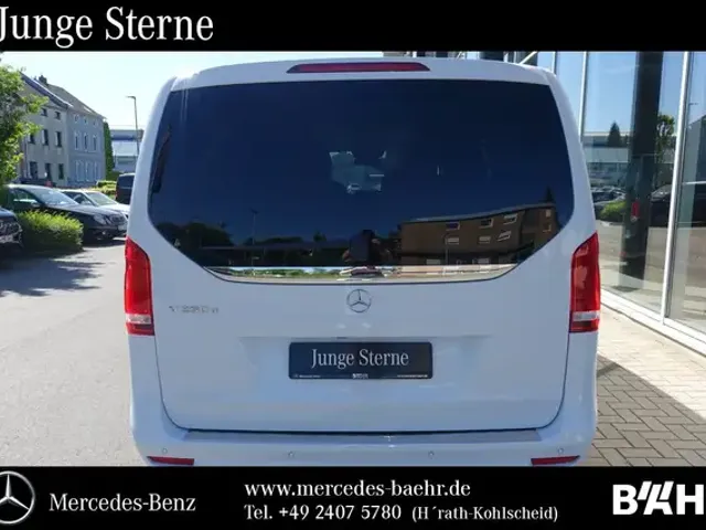 Mercedes-Benz V 250