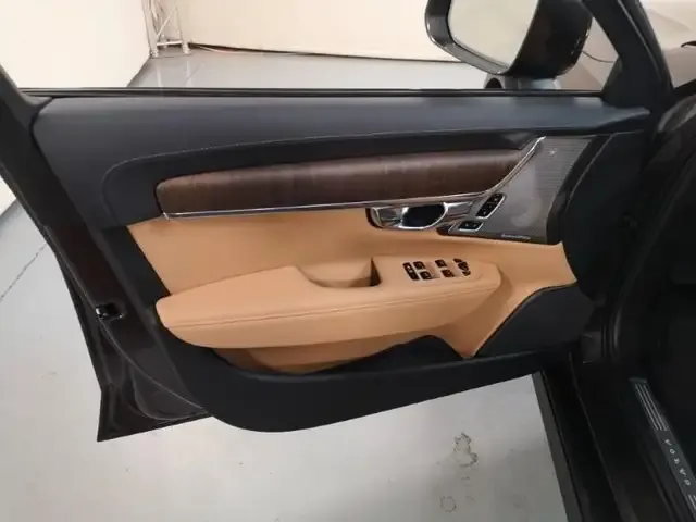 Volvo V90 Cross Country