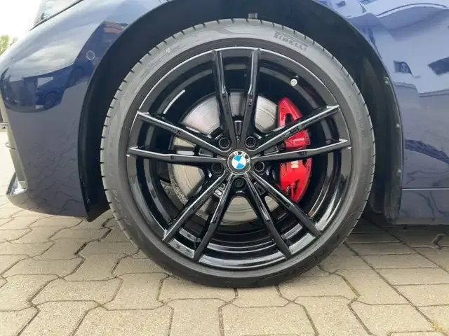 BMW 440