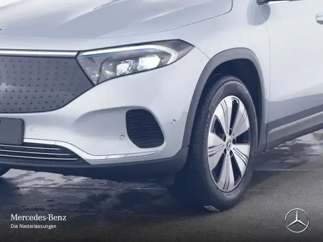 Mercedes-Benz EQA 300
