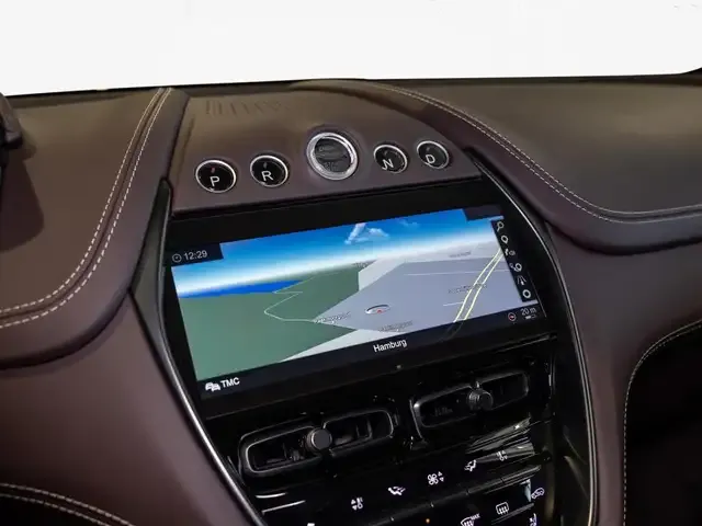 Aston Martin DBX