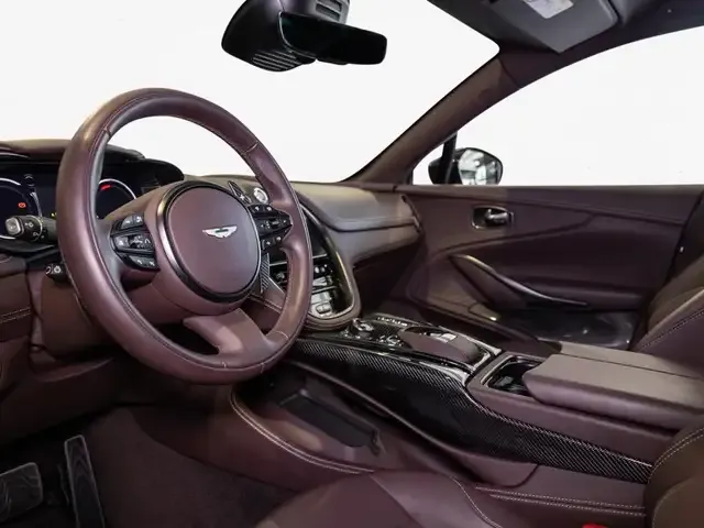 Aston Martin DBX