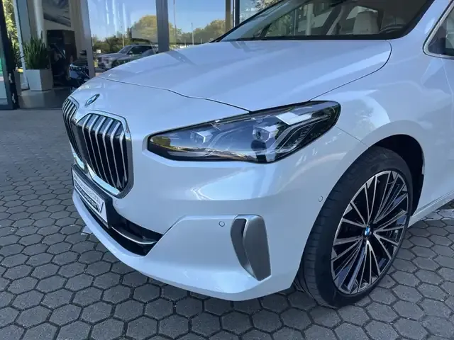 BMW 223