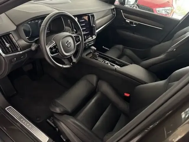 Volvo V90 Cross Country