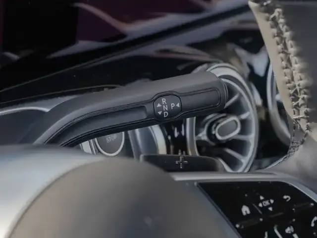 Mercedes-Benz EQB 250