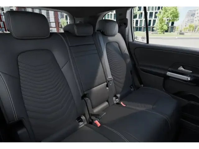 Mercedes-Benz EQB 250