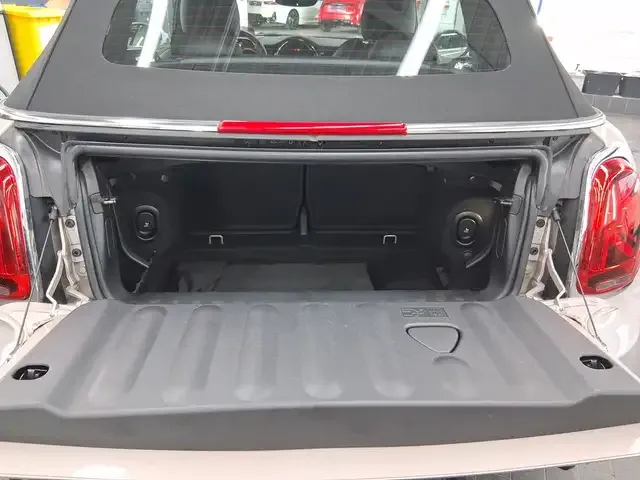 MINI John Cooper Works Cabrio