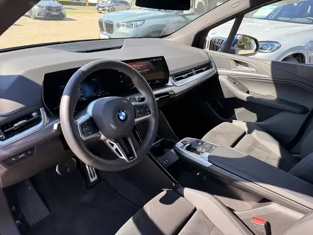 BMW 216