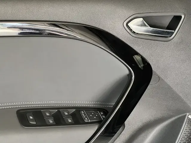 Mercedes-Benz EQT