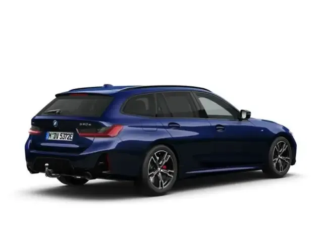 BMW 330
