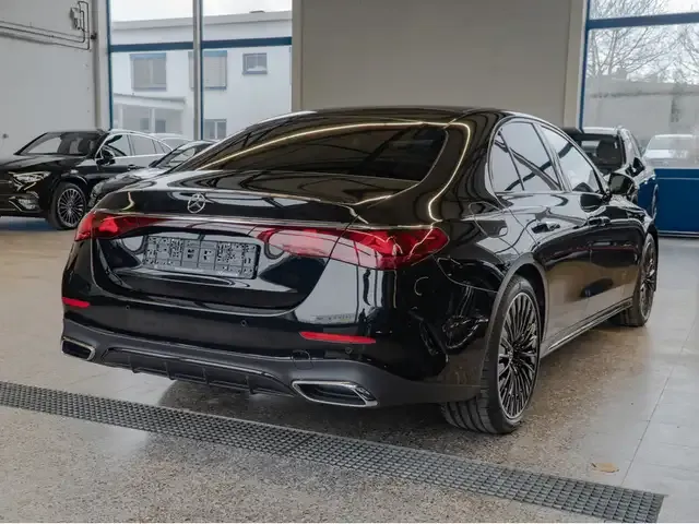 Mercedes-Benz E 220