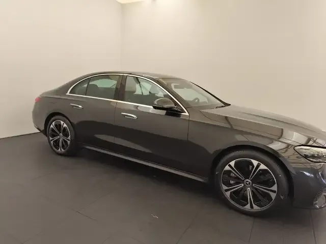Mercedes-Benz E 400