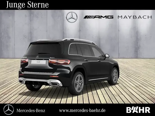 Mercedes-Benz GLB 220