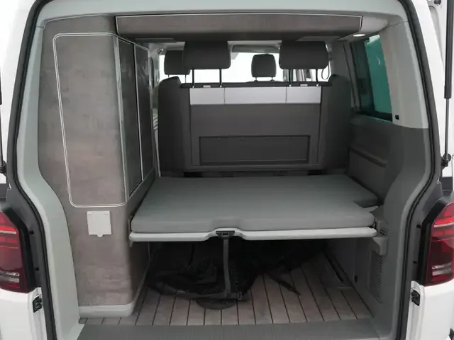 Volkswagen T6.1 California