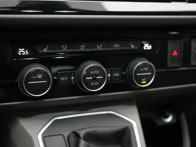 Volkswagen T6.1 California