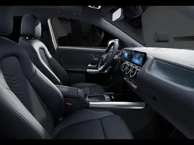 Mercedes-Benz GLA 220