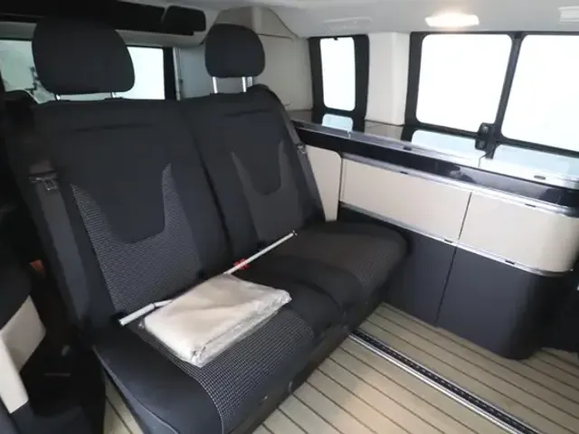 Mercedes-Benz Marco Polo