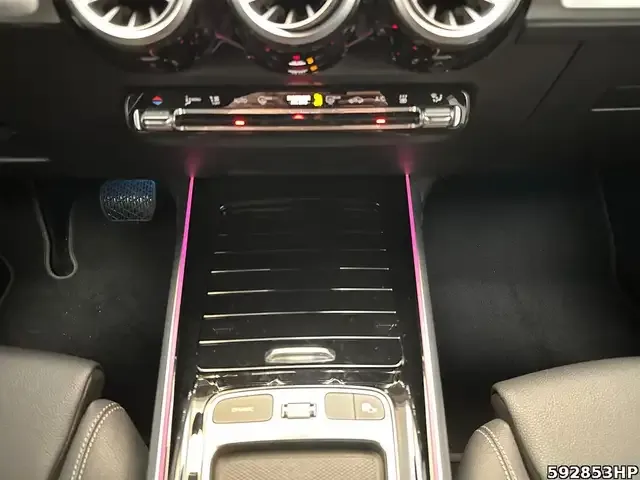 Mercedes-Benz EQB 300