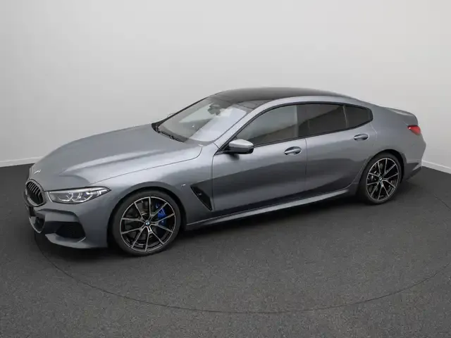 BMW 840