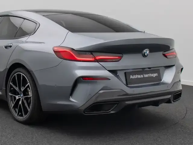 BMW 840