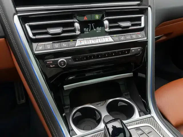 BMW 840
