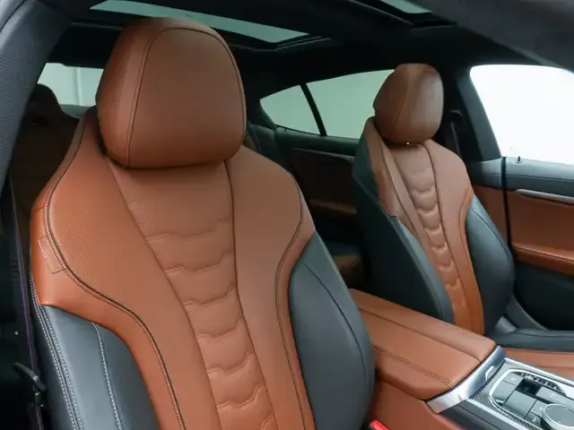 BMW 840