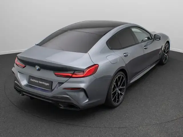 BMW 840