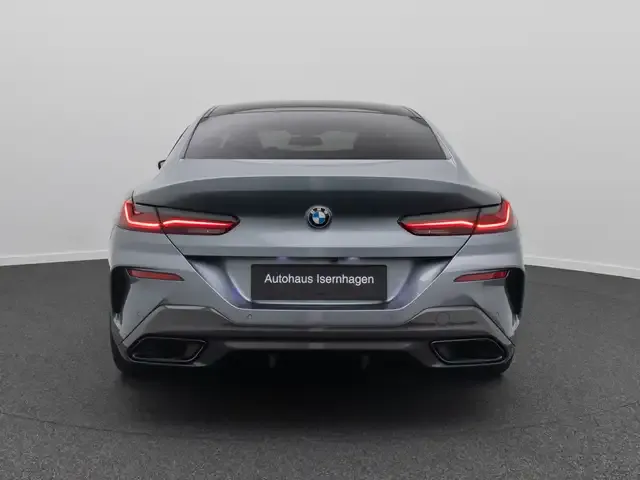 BMW 840