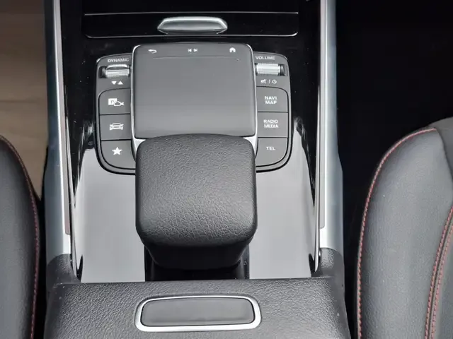 Mercedes-Benz GLB 250