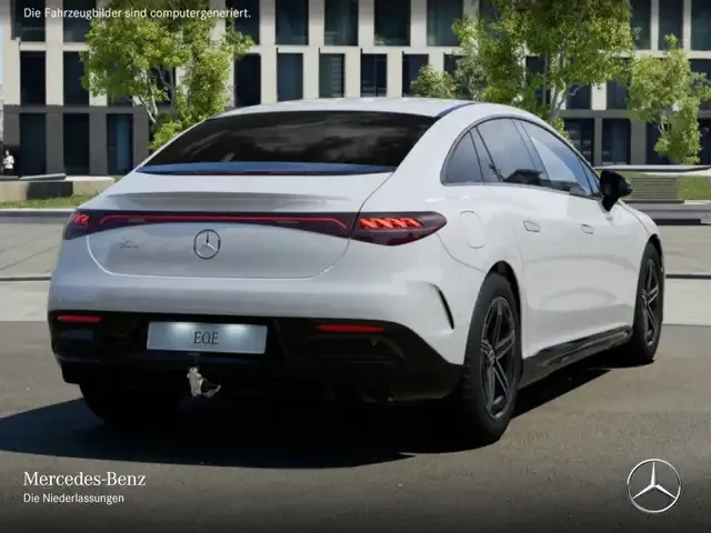 Mercedes-Benz EQE 350