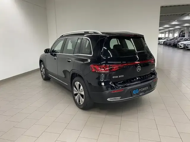 Mercedes-Benz EQB 300
