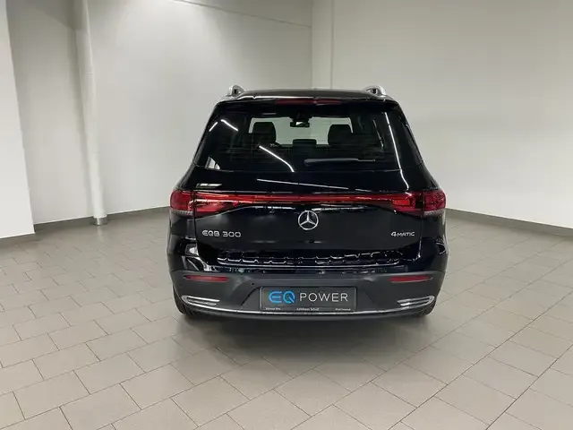Mercedes-Benz EQB 300
